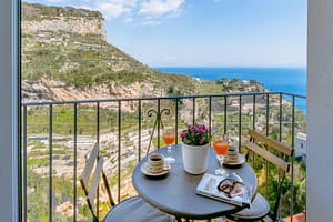 Charming House - Amalfi Holiday Apartments