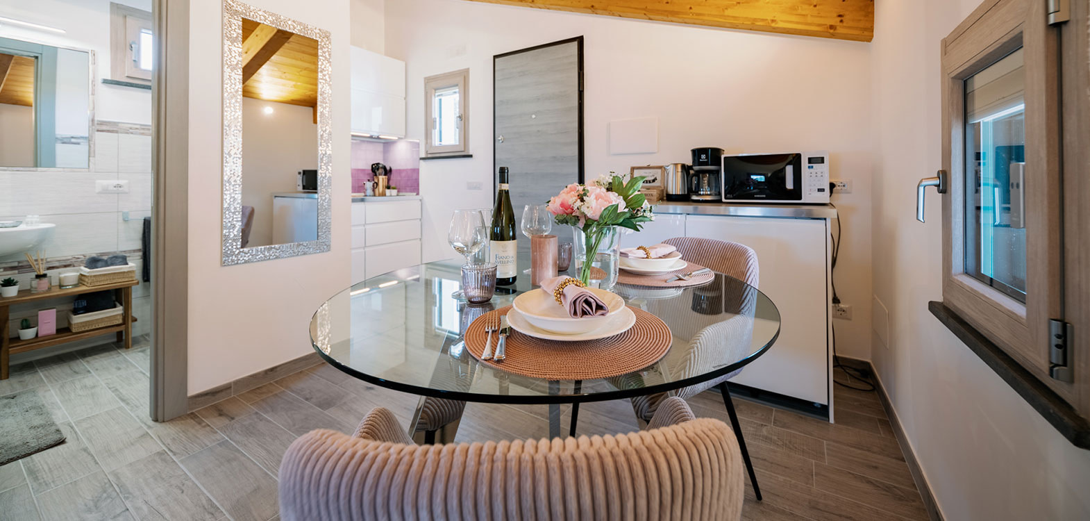 A closer look at Cozy Penthouse Apartments With Comfortable And Cozy Seating